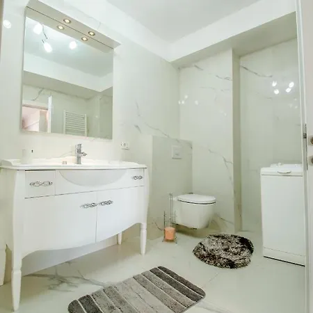 Diamond Oasis Summerland Mamaia